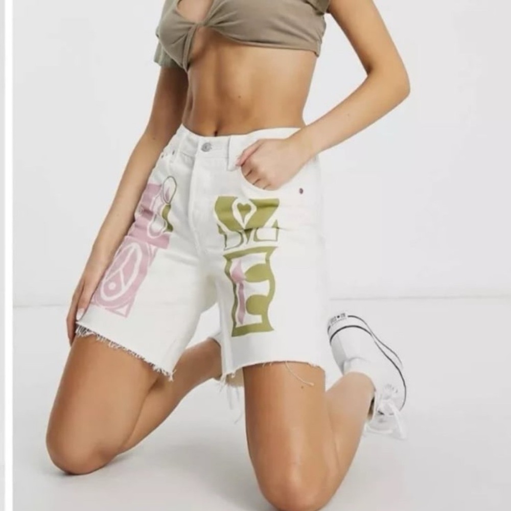 Levi's® Premium
501® '90S CRAZY LEGS WOMEN'S SHORTS Size 25